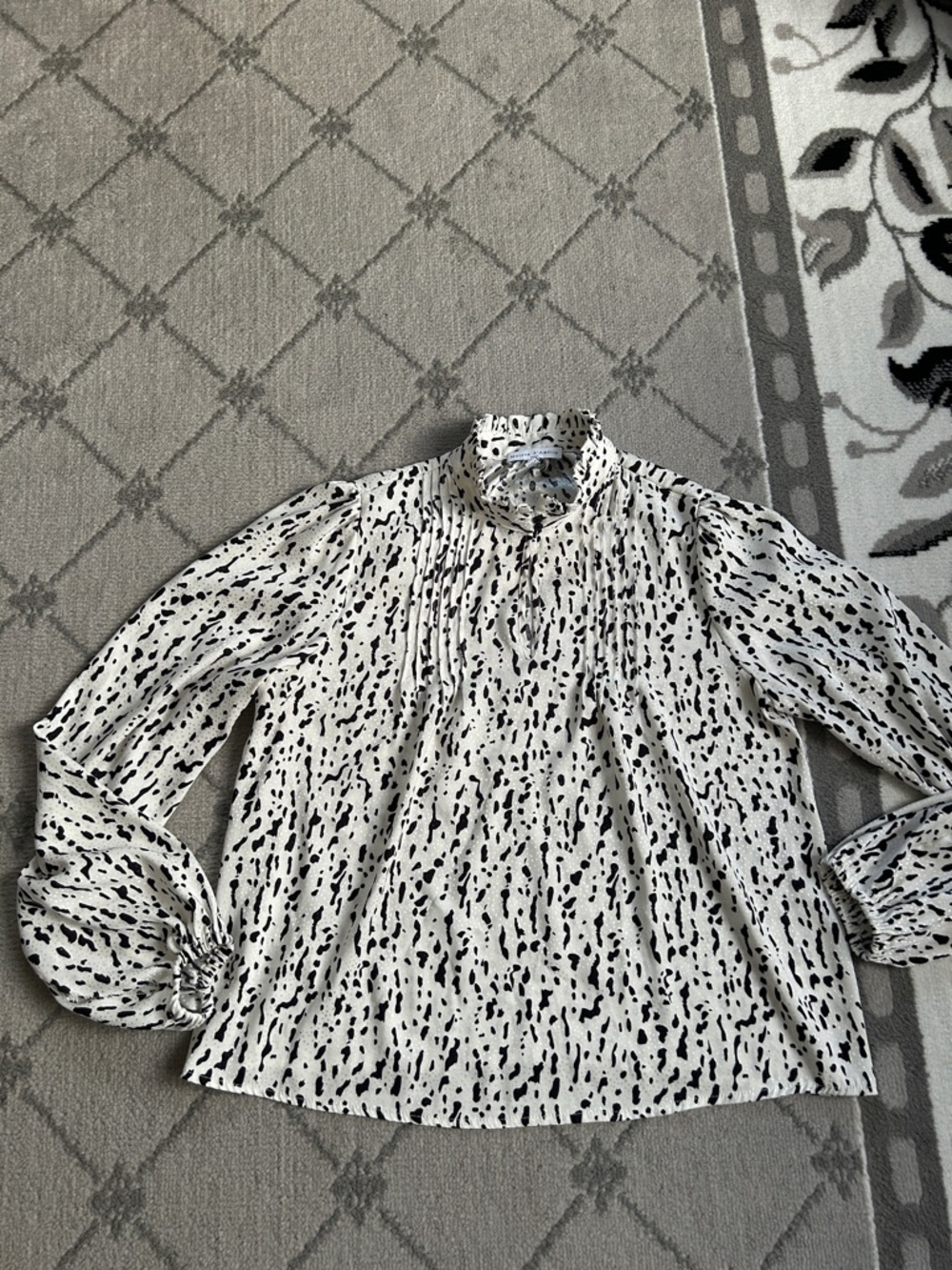Printed Long-Sleeve Ruffle-Neck Blouse in Black & White